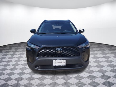 Used 2022 Toyota Corolla Cross LE image 6