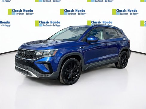 Used 2022 Volkswagen Taos SE image 3