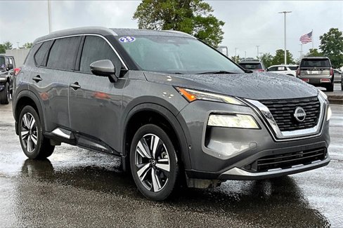 Used 2023 Nissan Rogue SL w/ SL Premium Package image 9
