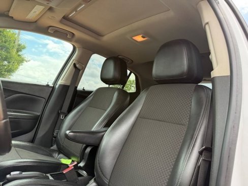 Used 2019 Buick Encore Sport Touring w/ Safety Package image 14