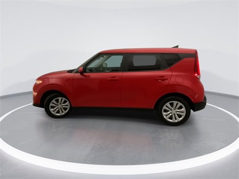 Used 2020 Kia Soul LX image 3
