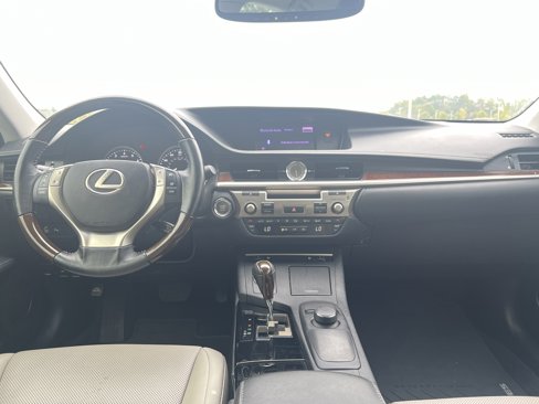 Used 2014 Lexus ES 350 image 29
