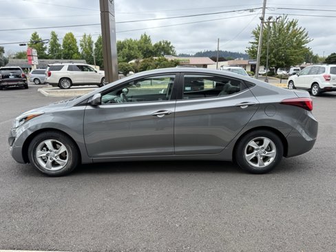 Used 2014 Hyundai Elantra SE image 8