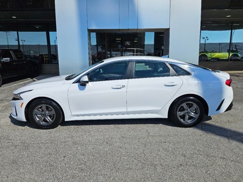 Used 2023 Kia K5 LXS image 3