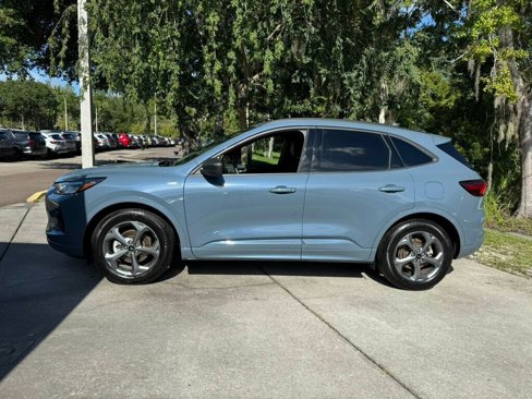 Used 2024 Ford Escape ST-Line image 2
