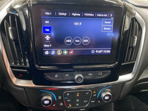 Used 2021 Chevrolet Traverse LT image 45