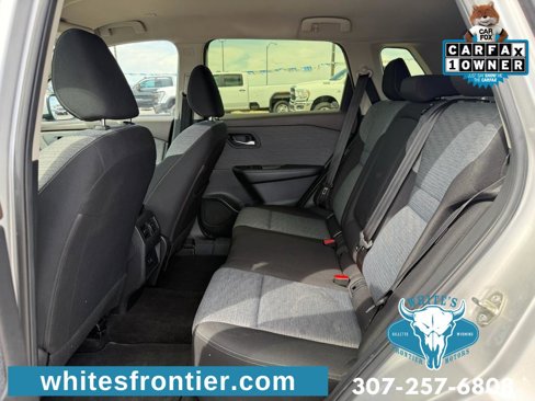 Used 2023 Nissan Rogue SV image 12