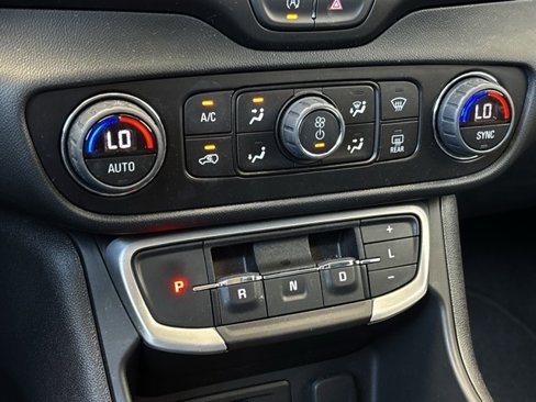 Certified 2023 GMC Terrain SLT w/ Elevation Edition image 15