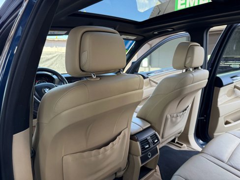 Used 2011 BMW X5 xDrive35i image 14