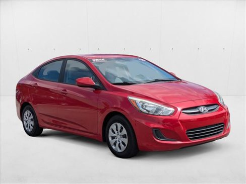 Used 2016 Hyundai Accent SE image 3