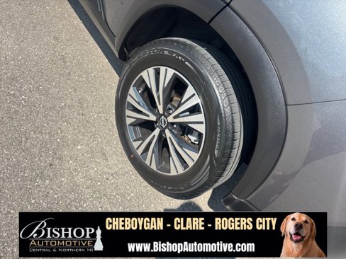 Used 2022 Nissan Rogue SV image 21