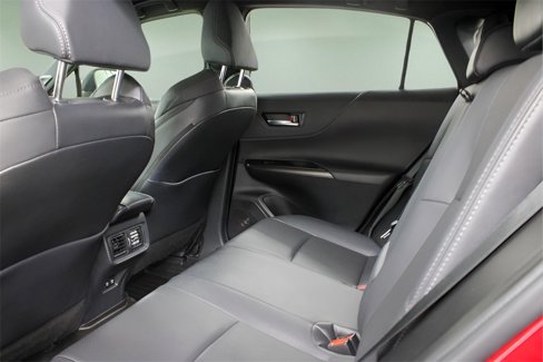 Used 2021 Toyota Venza XLE image 11