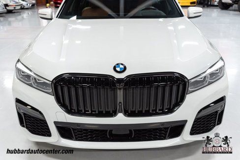 Used 2022 BMW 750i xDrive w/ M Sport Package image 13