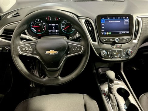 Used 2023 Chevrolet Malibu LS image 24