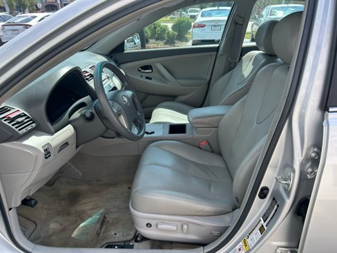 Used 2009 Toyota Camry LE image 9