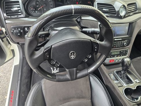Used 2013 Maserati GranTurismo Sport image 25