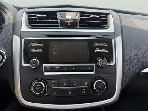 Used 2017 Nissan Altima 2.5 S image 14