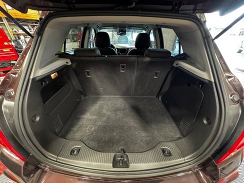 Used 2020 Chevrolet Trax LS image 12