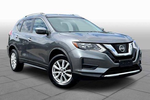 Used 2017 Nissan Rogue SV image 2