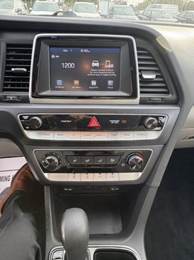 Used 2019 Hyundai Sonata SE image 15