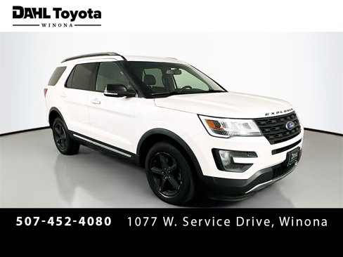 Used 2016 Ford Explorer XLT w/ Equipment Group 202A image 1