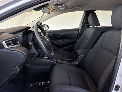 Used 2023 Toyota Corolla LE image 19