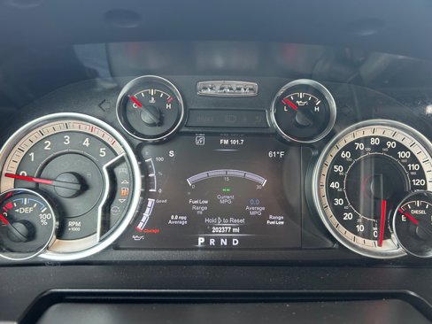 Used 2018 RAM 2500 Laramie image 17