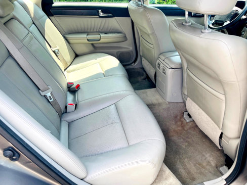 Used 2010 INFINITI M35 x w/ Technology Pkg image 21