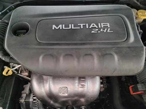 Used 2015 Chrysler 200 Limited w/ Convenience Group image 30