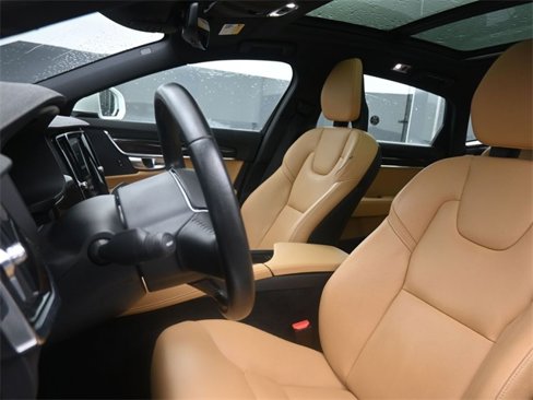 Used 2019 Volvo S90 T6 Momentum image 9