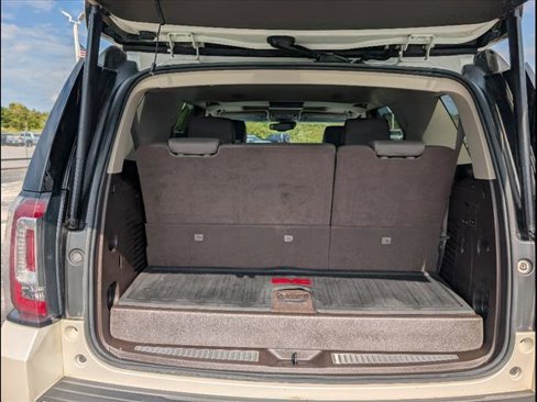 Used 2015 GMC Yukon Denali w/ Touring Package image 22