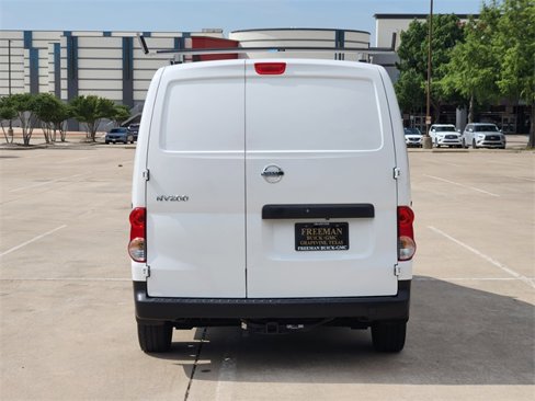 Used 2021 Nissan NV200 S image 6