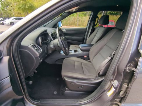 Used 2020 Jeep Grand Cherokee Laredo image 18
