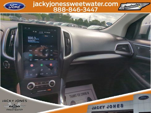 Certified 2023 Ford Edge Titanium image 18