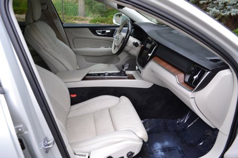 Used 2020 Volvo V60 T5 Cross Country w/ Protection Package Premier image 28