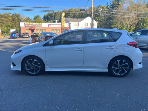 Used 2016 Scion iM image 2