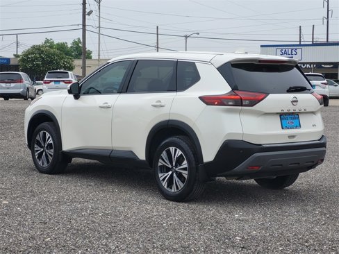 Used 2021 Nissan Rogue SV image 4