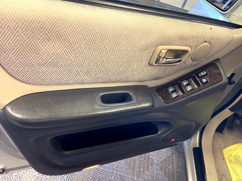 Used 2003 Toyota Highlander 4WD V6 image 26
