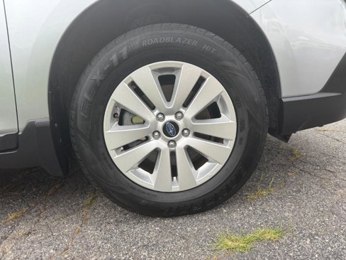 Used 2015 Subaru Outback 2.5i Premium image 7