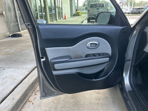 Used 2018 Kia Soul image 30
