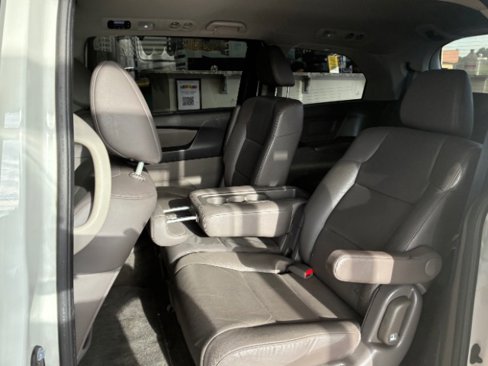 Used 2014 Honda Odyssey EX-L image 18