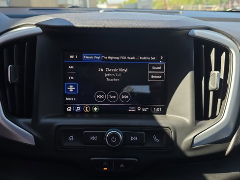 Used 2022 GMC Terrain SLE image 15