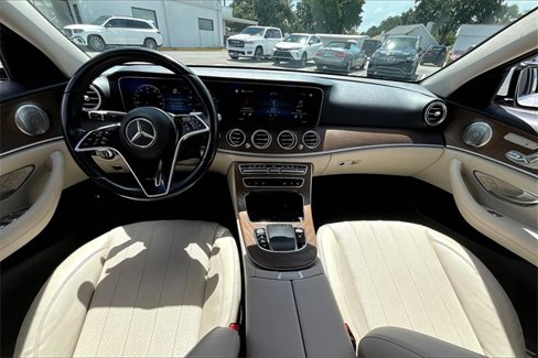 Used 2021 Mercedes-Benz E 350 4MATIC Sedan w/ Premium Package image 7