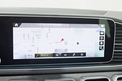 Used 2021 Mercedes-Benz GLS 450 4MATIC image 17