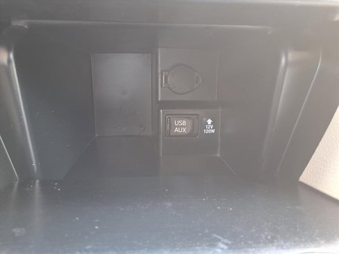 Used 2012 Toyota Camry LE image 30