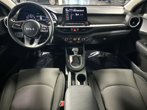 Used 2023 Kia Forte LXS image 29