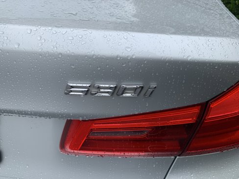 Used 2018 BMW 530i xDrive image 7