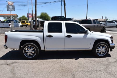 Used 2006 GMC Canyon SLE image 2