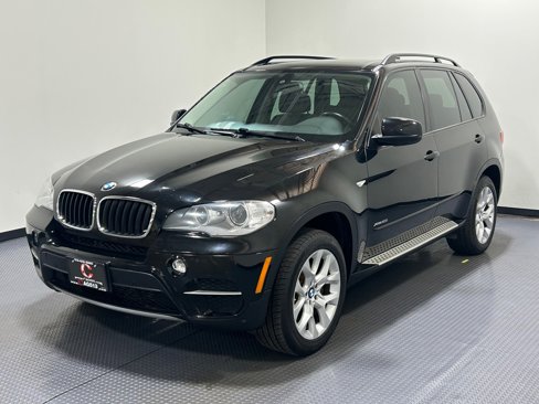 Used 2012 BMW X5 xDrive35i image 1