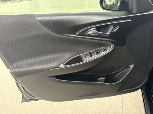 Used 2019 Chevrolet Malibu LS image 12
